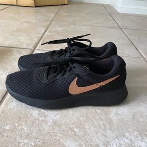 Women’s Nike Tanjun